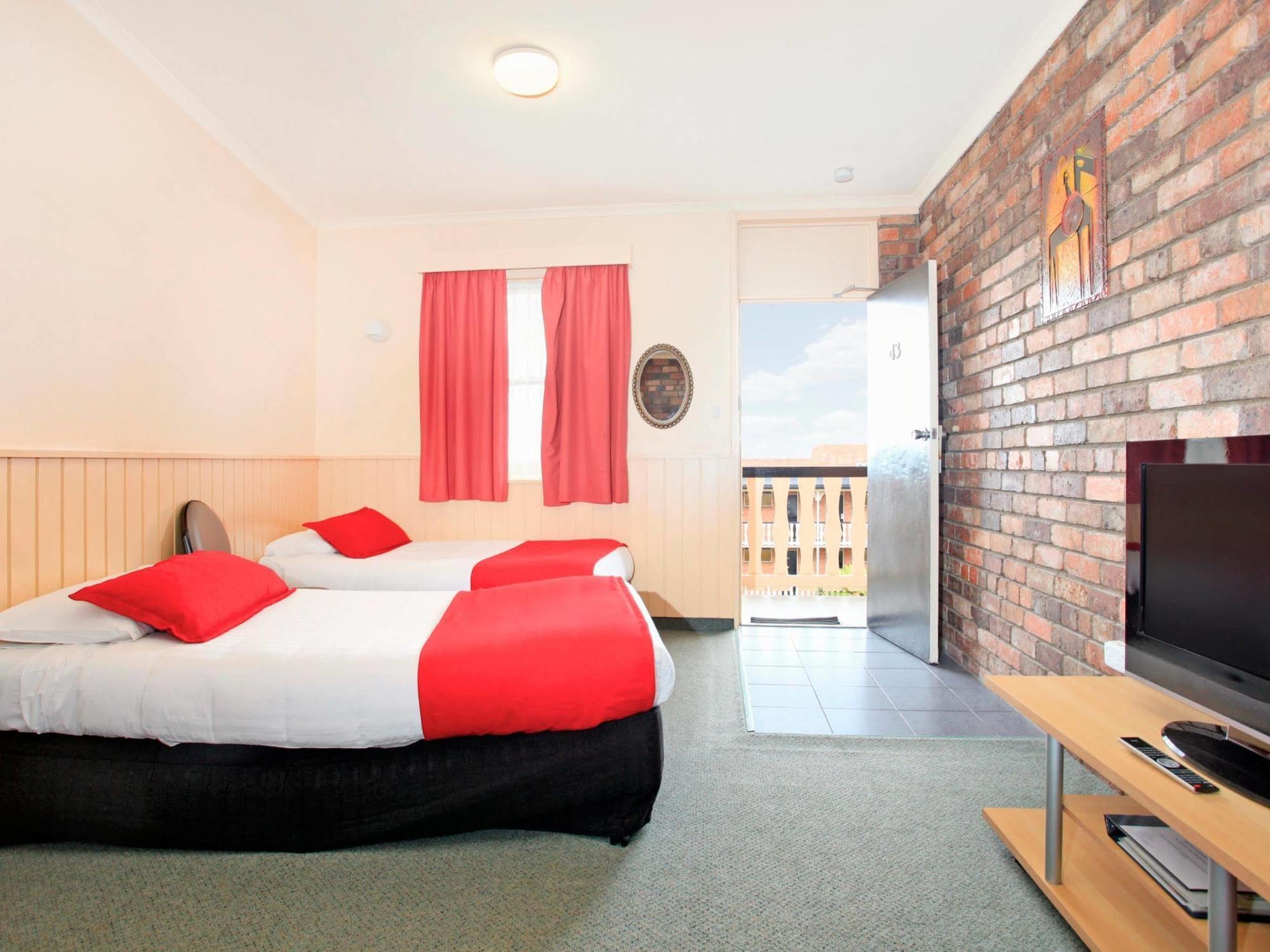Coach House Launceston Hotel Exterior foto