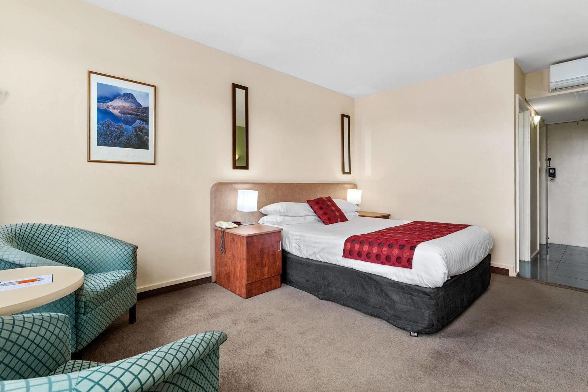 Coach House Launceston Hotel Exterior foto